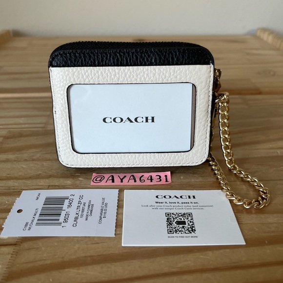 Coach Card Case🎈🎈 - Picture 2 of 8